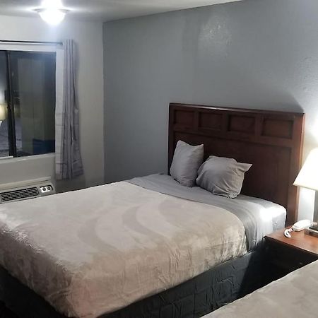 Hotel 2 Queen Beds Hotel Room 220 Booking Stillwater Esterno foto